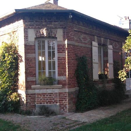 Hotel Le jardin des Écureuils Demuin Exterior foto